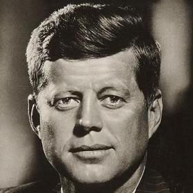 Co Kennedy wiedział o UFO?